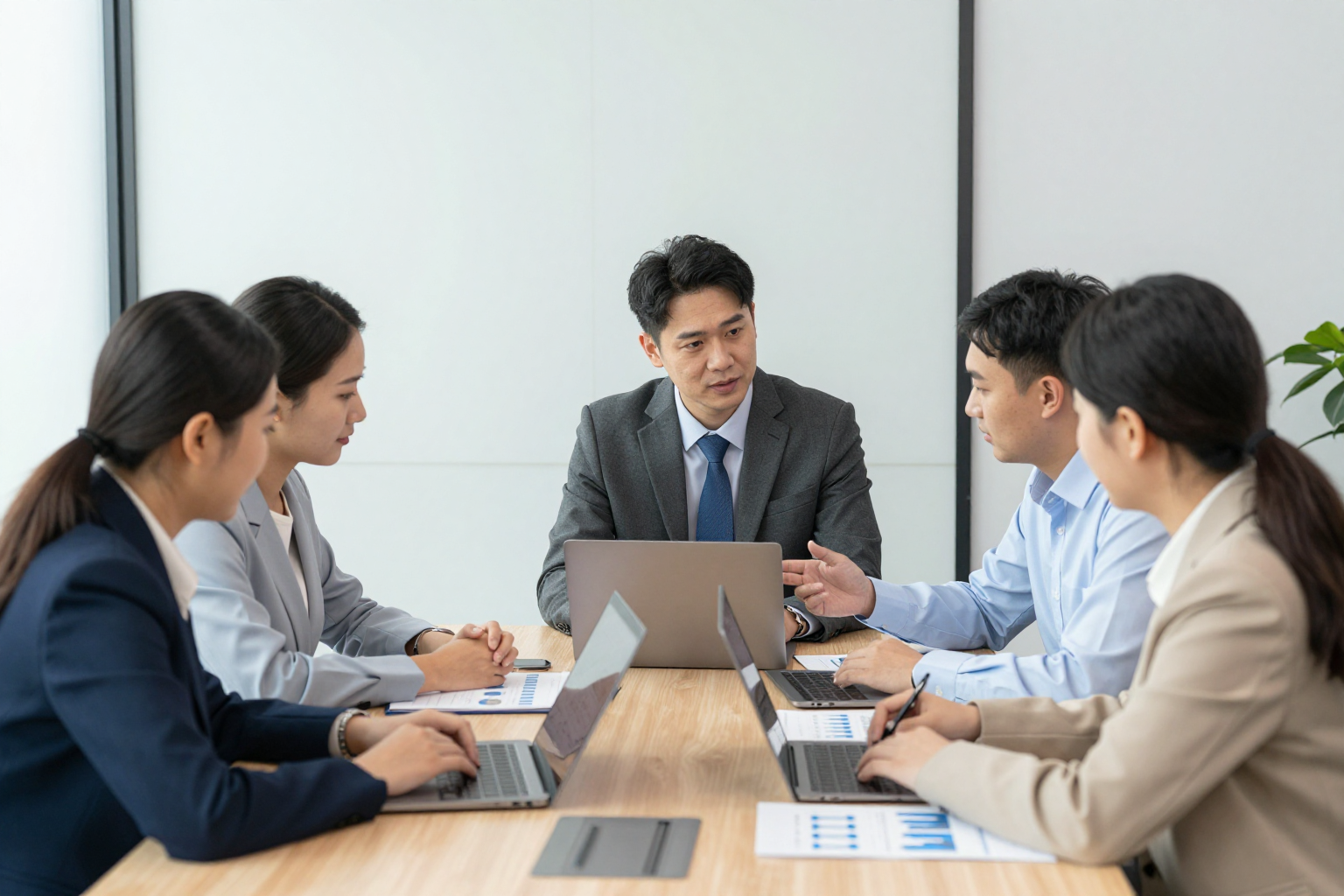 天津企业软件开发:定制人力资源管理系统前如何梳理薪酬与考勤逻辑?